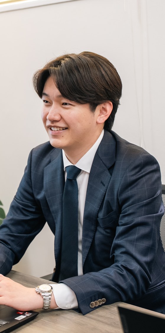 スタッフ同士が対話する様子