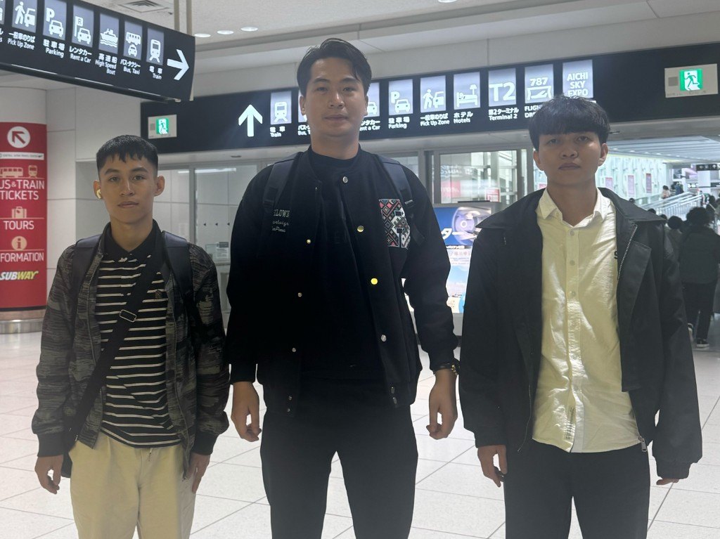 中部国際空港セントレアに到着したスタッフ